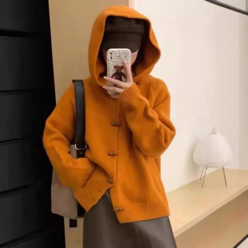Lazy Wind Loose Horn Button Sweater Jacket Women's Autumn and Winter New Design Sense Hooded Outer Wear Knitted Cardigan Top