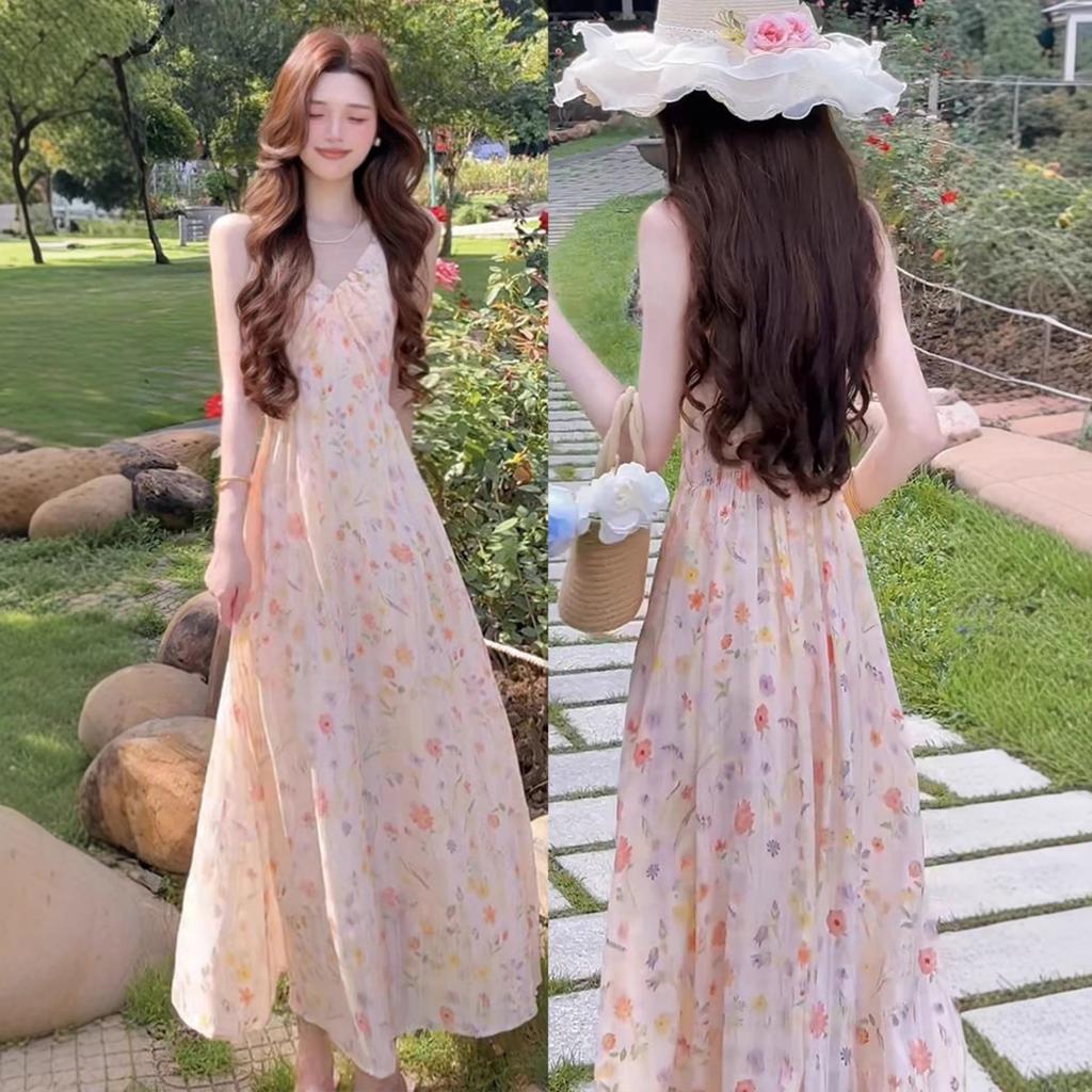 2026 new models are popular this year, beautiful long skirts for women, summer beautiful temperament, French floral suspender dress for women