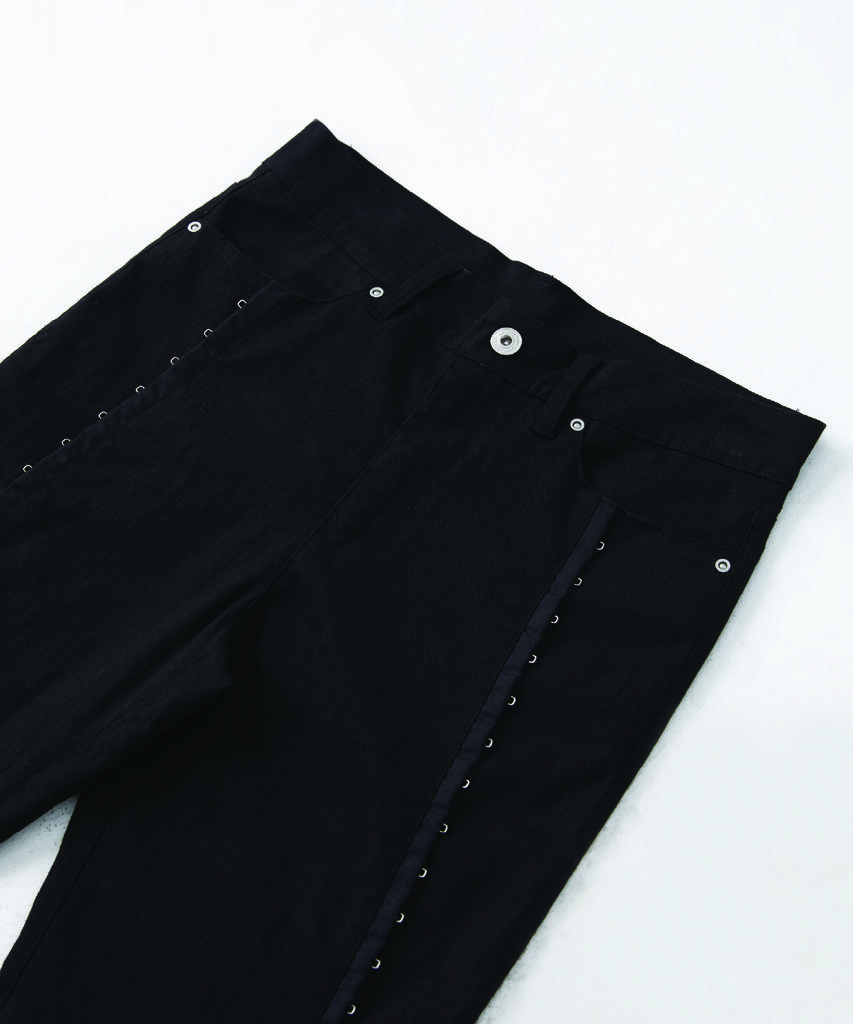 Keosaus Hooked Flare Pants - Black