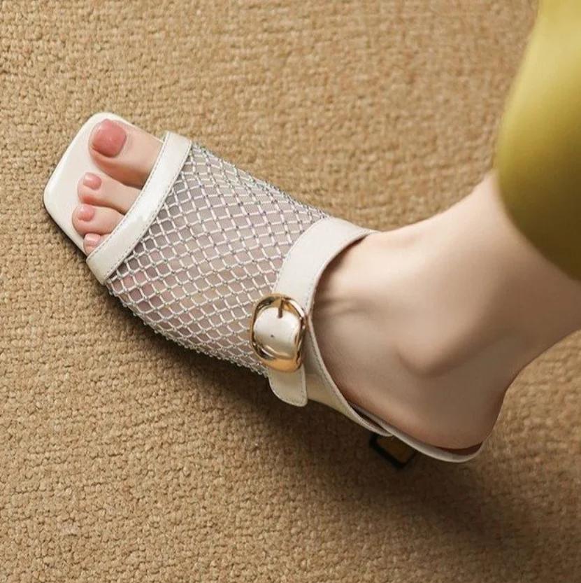 Fashion 2025 Summer Chanclas Mules Breathable Women Slippers Round Toe Strange Style Microfiber Lace Slippers Cover Toe Women Flip Flops