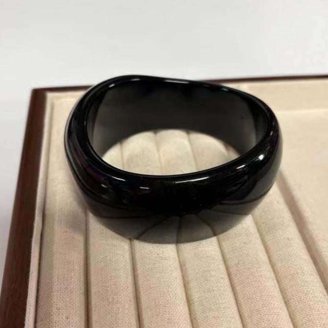 Ombre Resin Bangle: Wide Irregular Design, Vintage Minimalist Style