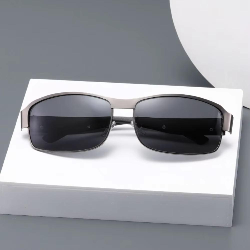 Pochromic Polarized Sunglasses UV400 Style Color-changing Lens Men Anti-glare Driving Eyeglasses  for Men