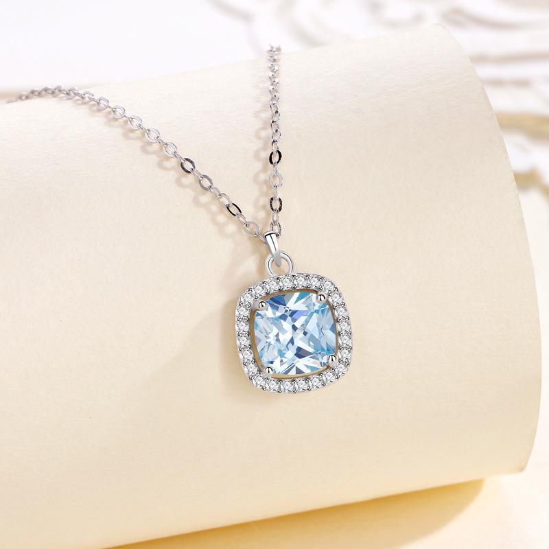 Shining Square Diamond Necklace Women's Niche Light Luxury Fashion High-end Ins Cold Style Jewelry Gift Women