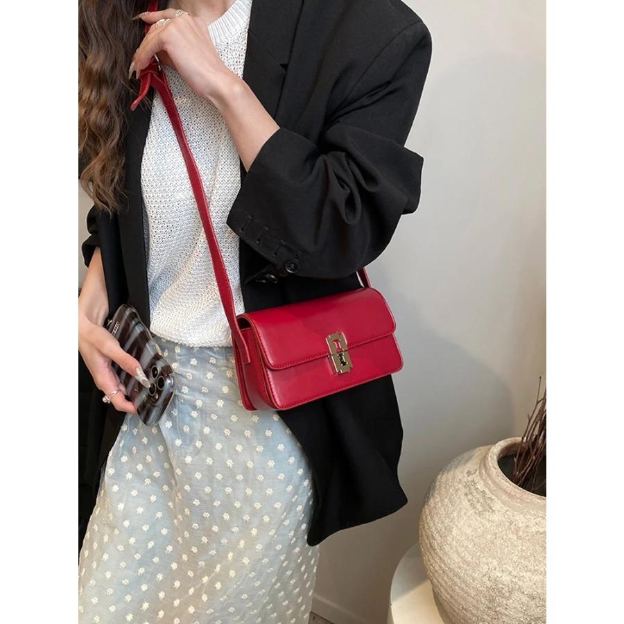 Petits sacs carrés tendance pour femmes, sac à bandoulière simple et polyvalent en cuir PU, sac à main de voyage de haute qualité pour dames