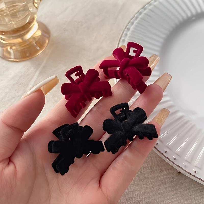 2UNITS Velvet Ribbon Clips - Holiday Hair Clamps for Ladies, Graceful Princess Snap Clips, Charming Simple Hair Adornments Set