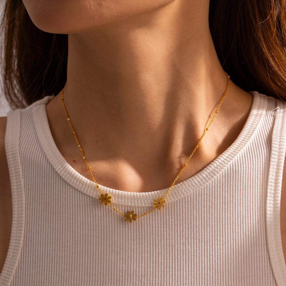 

Шарм Позолоченная 18К Нержавеющая сталь Стразы Цветок Ожерелье для девочек Стильная Водонепроницаемая Гипоаллергенная Бижутерия
