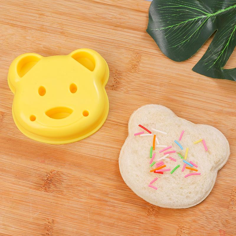 "DIY Bear Sandwich Form - Dětská kreslená vykrajovátka na toasty"