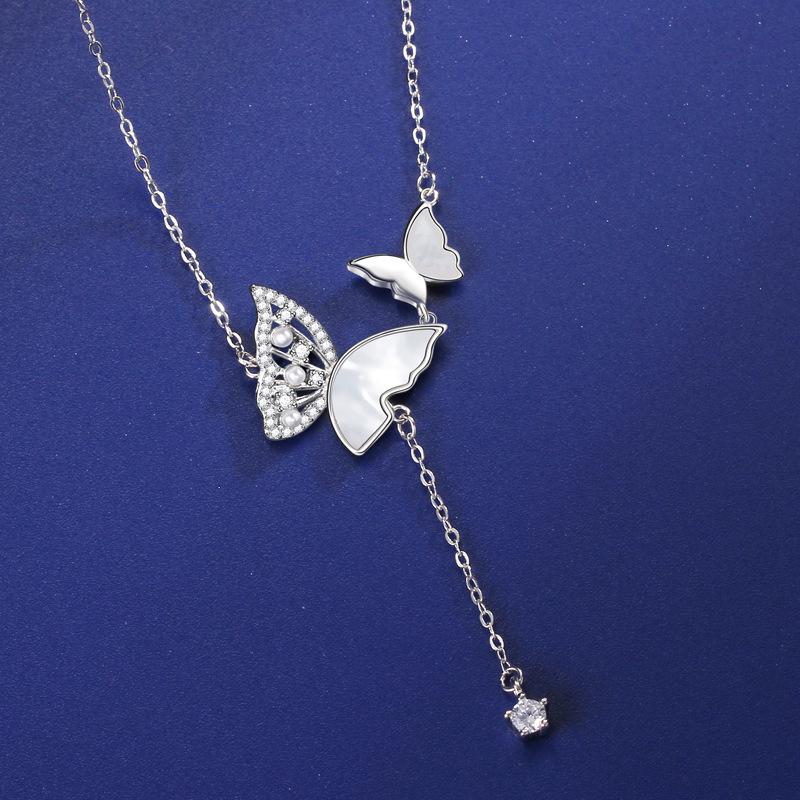 Collier Animal Papillon à Franges Chaîne de Clavicule Vent Ins Féminin Bijoux Pendentif Col Tempérament Premium