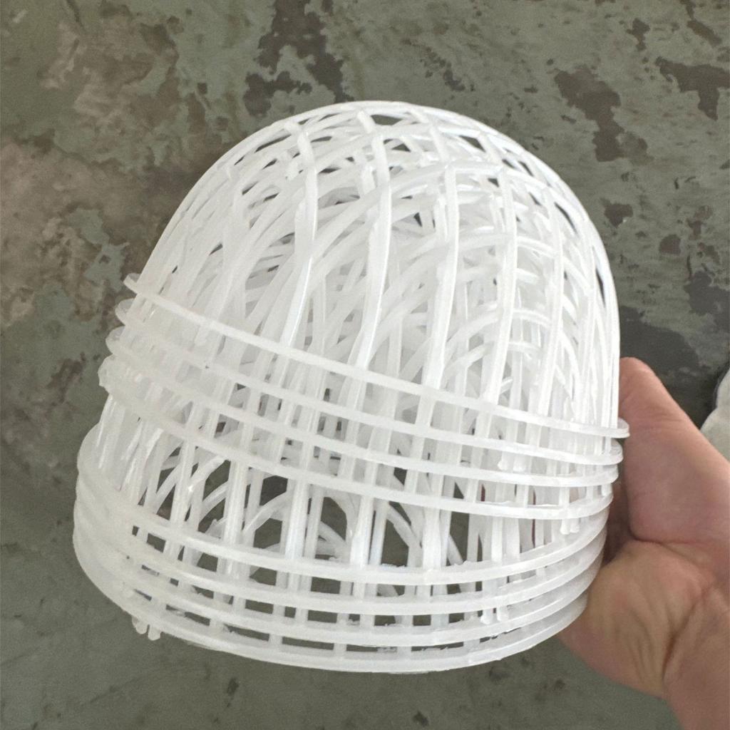 Rotatable Chicken Cage Chicken Balls Cage Rolling Mobile Poultry Enclosure Round for Chick Rabbits Birds