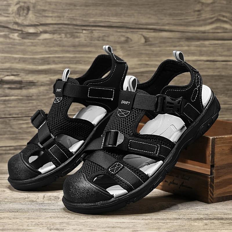 Fashion Men's Classic Anti Slip Baotou Slippers Comfortable and Casual Outdoor Beach Shoes Fashionable and Comfortable Men's Sandals