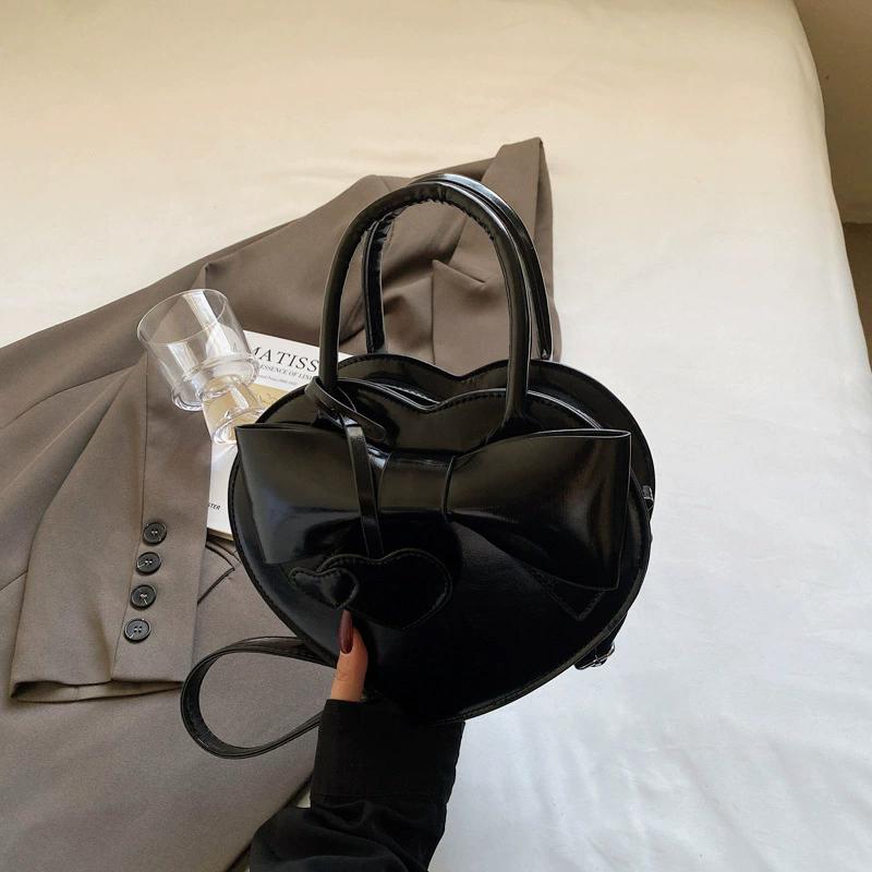 Trendy Love Shaped Small Handbag Butterfly Knot Single Shoulder Bags Fashion Versatile Heart Pendant Crossbody Bag