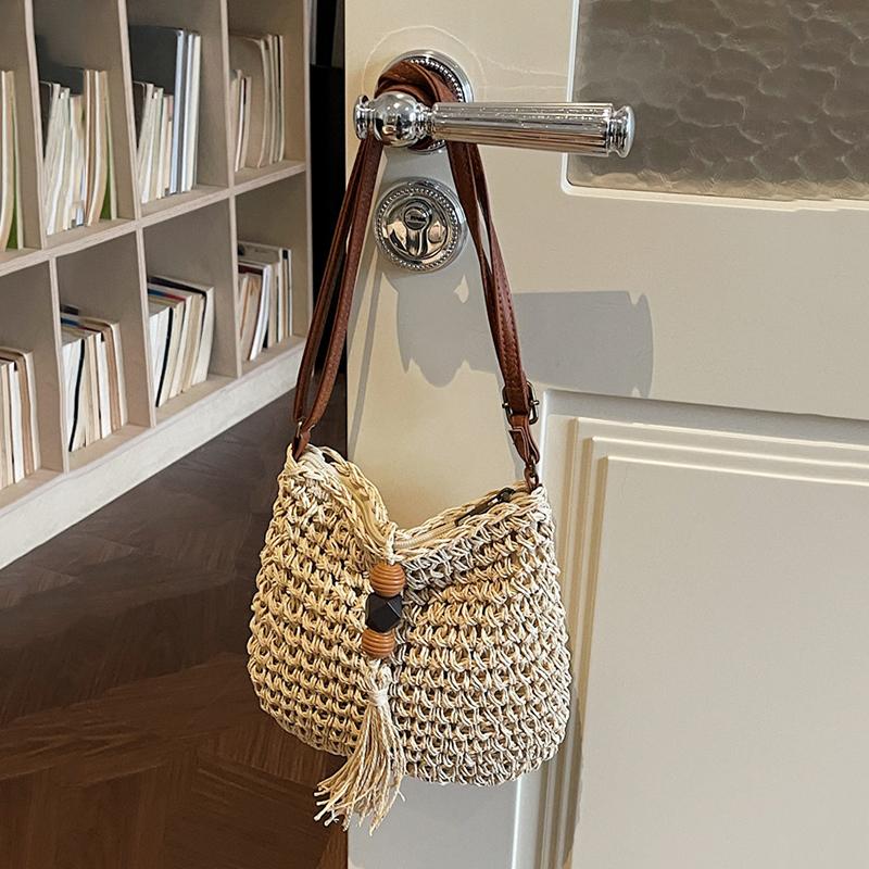 

Women Handmade Straw Woven Small Saddle Bag Fashion Crossbody Shoulder Bag Ladies Simple Design Summer Travel Beach Bag KTB 21x6x19cm бежевий