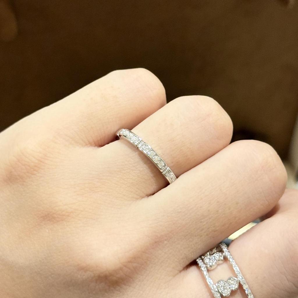 Chain shaped single row diamond ring, high-end micro inlaid high carbon diamond, personalized and fashionable Electroplating Unisex Gift