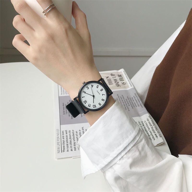 Exam-Specific Student Party Digital Watch Female Student Simple Temperament Retro Little Black Watch Trend Style