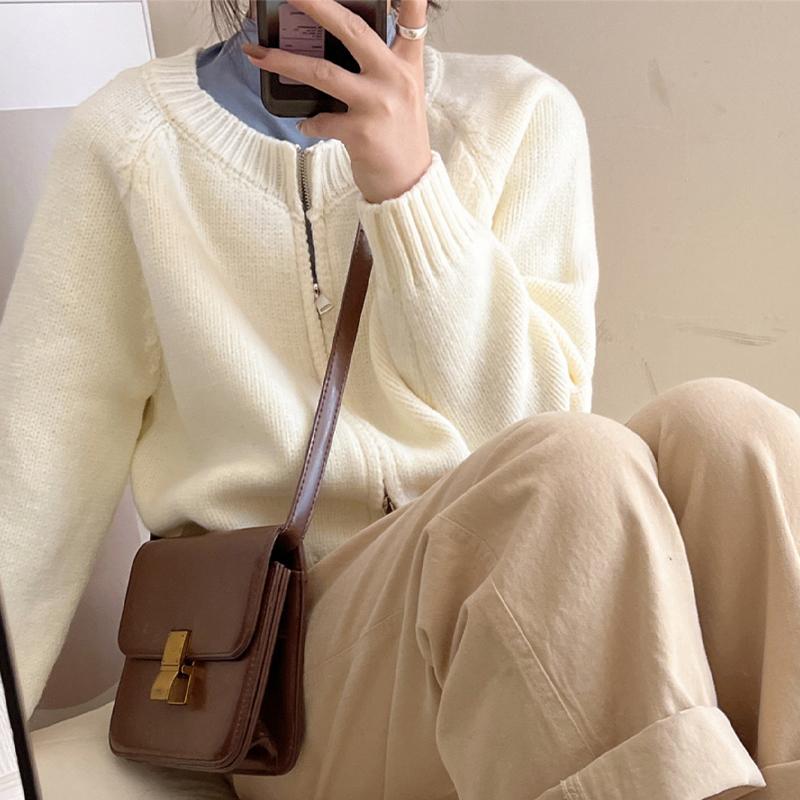 Dámský pletený svetr s kulatým výstřihem na zip Cardigan Short Coat