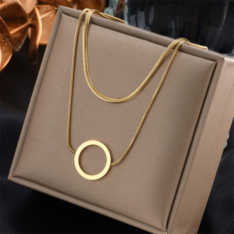 Asymmetrical Heart Pearl Pendant Layered Chain Necklace Multi Strand Design Fashion Accessory Luxury