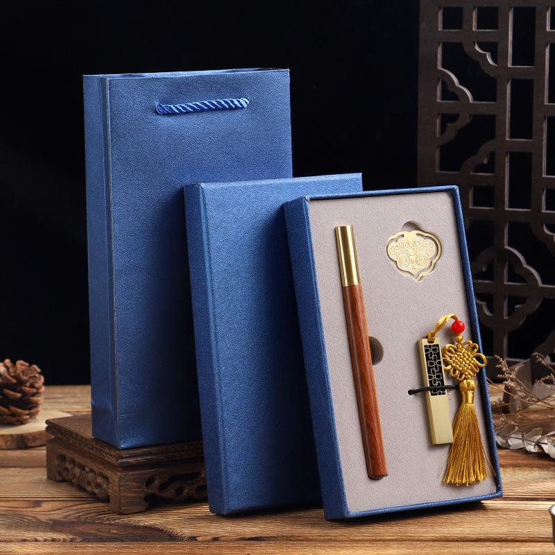 Retro Travel Notebook: High-End Corporate Souvenir Gift Set