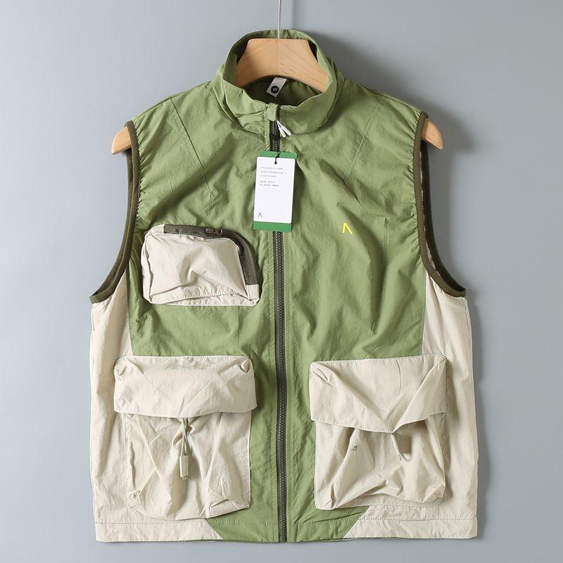 Original Japanese Export In-Stock Mountain-Style Vest for Men, Outdoor Hiking, Mountaineering, Camping, Functional Vest for Women, Couple s Jacket Green S 40-65kg
