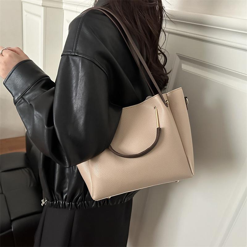 Bags Women's Fashion Simple Shoulder Handbags Large Capacity Light Luxury Foreign Style Messenger Bags