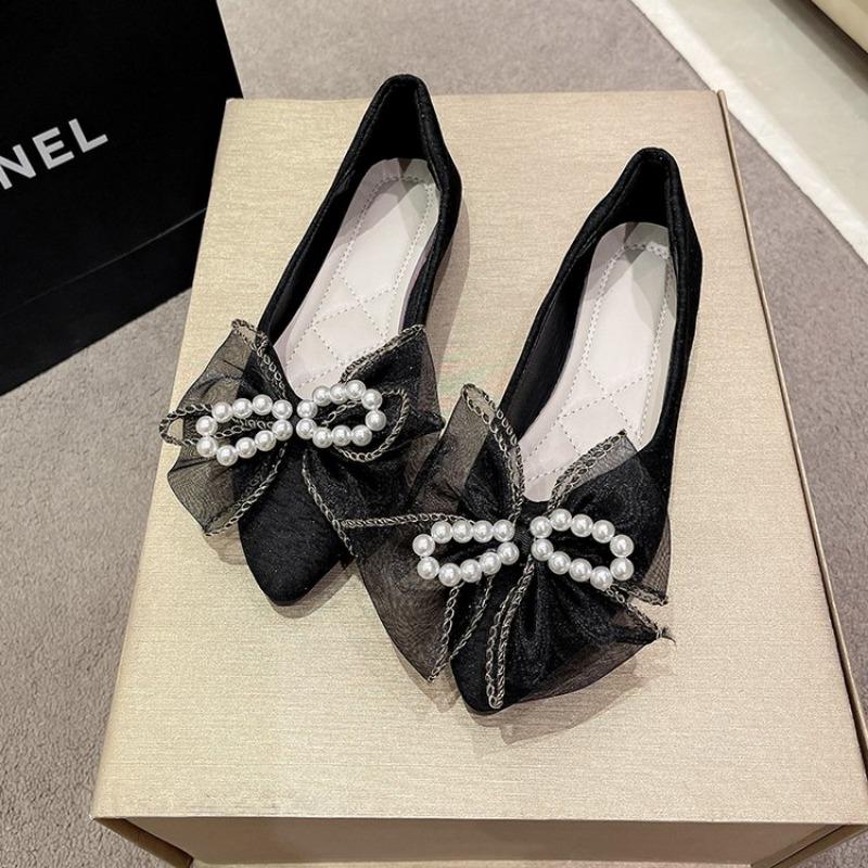 Fashion Women's Fashion Flat Shoes Autumn New Pointed Head Shallow Mouth Beaded Butterfly Knot Soft Sole Non-slip Low Top Single Shoes