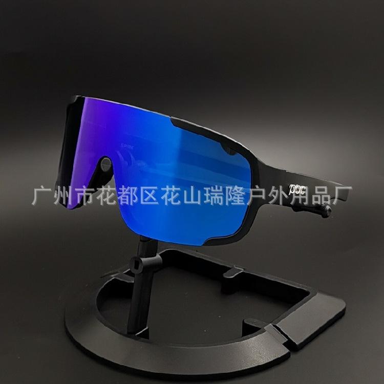 Own a large quantity POC Cycling glasses, outdoor running sports, road bike equipment with accessories