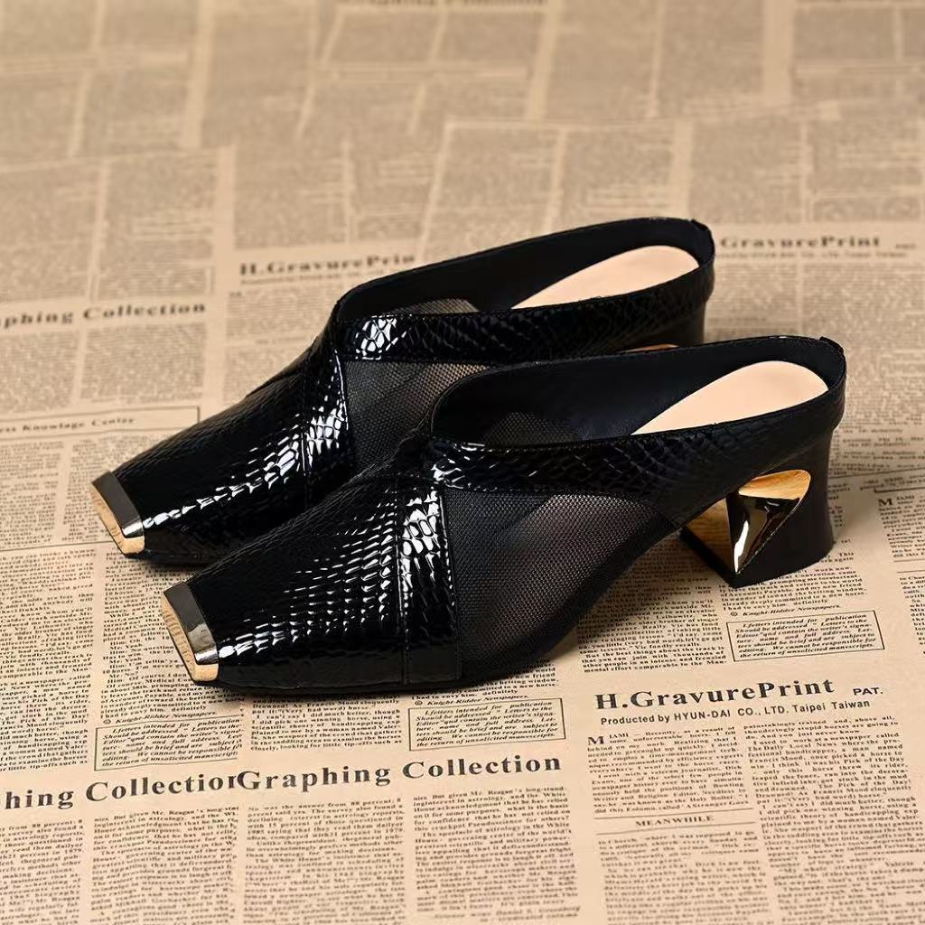 New Bag Head Half Slippers Women's Summer New Fashion Iron Head Thick Heel Comfortable Versatile High Heel Outside Sandals