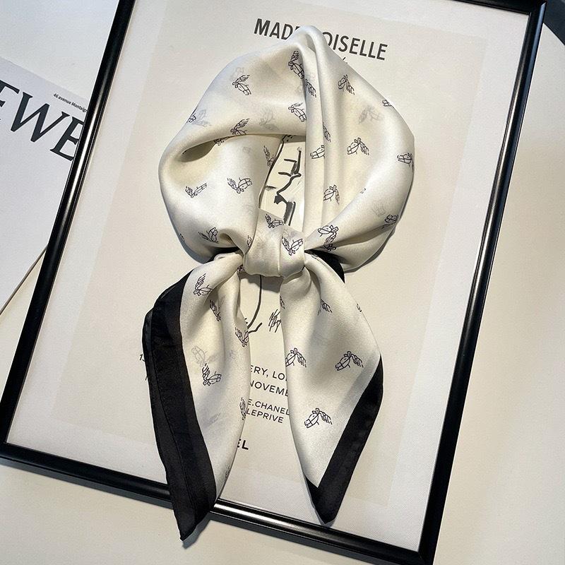 

70cm Vintage Print Silk Scarf, Elegant Fashion Neck Scarf for Women, Versatile Office Accessory & Retro Style Tie