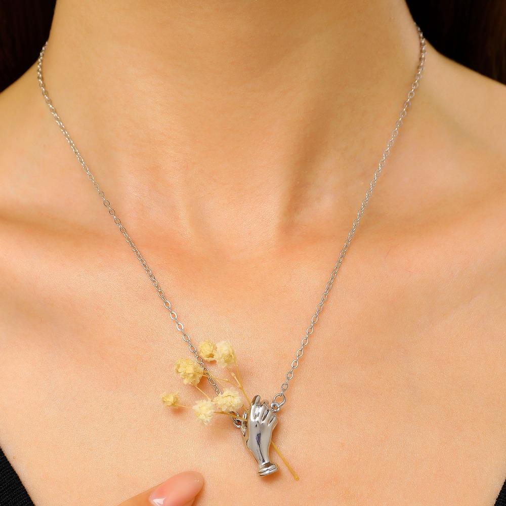 Creative Flower Holder Necklace Versatile Vintage Hand-Held Bouquet Pin Gift Silver Brooch