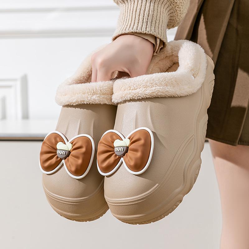 

Cozy Waterproof Cotton Slippers for Kids & Toddlers - Warm Velvet, EVA Sole, Detachable, Parent-Child Design 160 MM