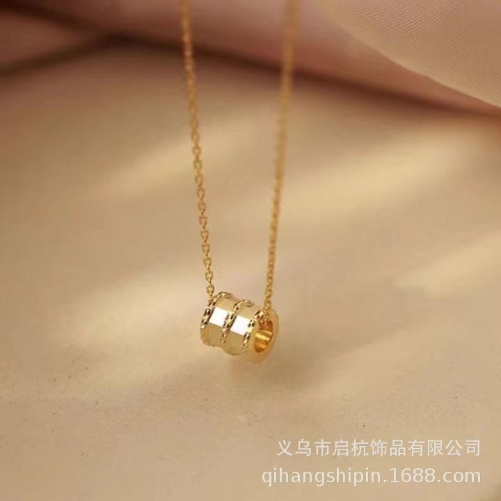 Small Waist Necklace Women'S Light Luxury Simple Personality Temperament Geometric Pendant Collarbone Chain Jewelry