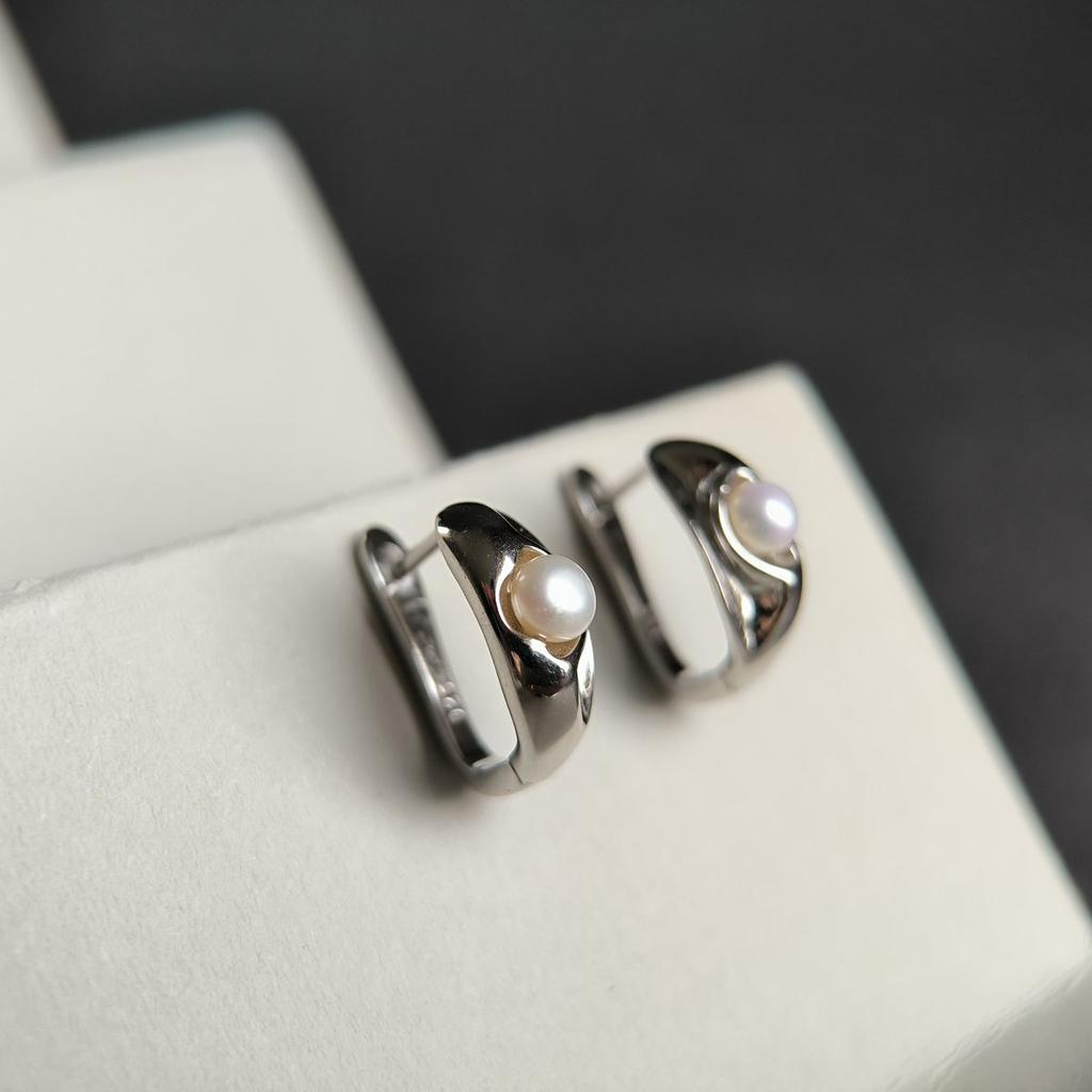 Серебряные серьги с натуральным жемчугом (2184157)