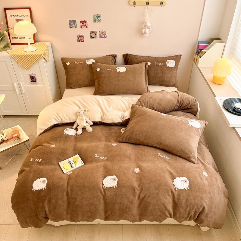 Cartoon Milk Velvet Four Piece Patch Embroidered Coral Velvet Quilt Cover Flannel Sheet Quilt Cover