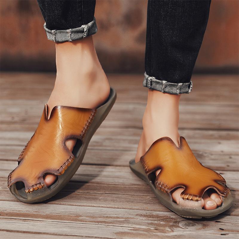 Cross-border men's foreign trade explosion 2025 summer new men's trend slippers casual breathable large size soft bottom slippers