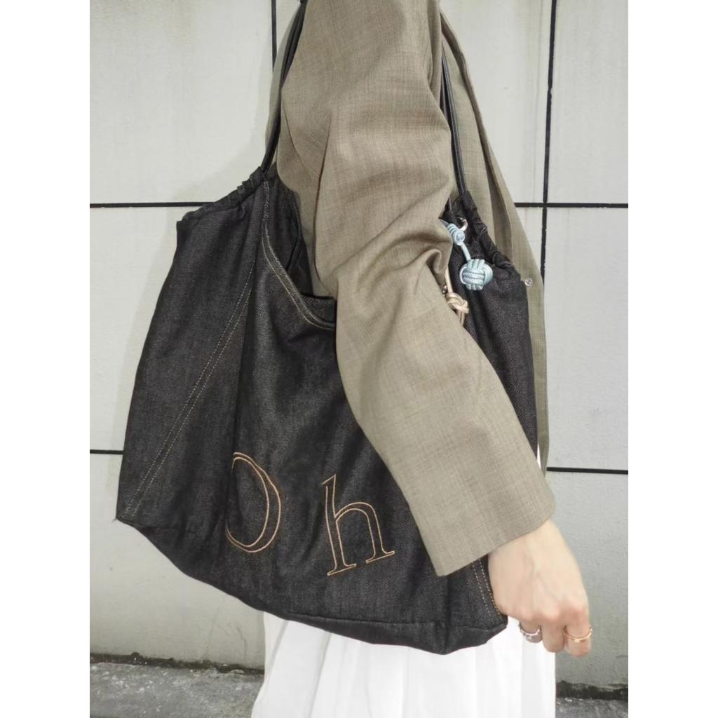 Summer Large Capacity Bag Female Fashion Hand Bill Shoulder Bag Commuting College Students Class Tote Bag