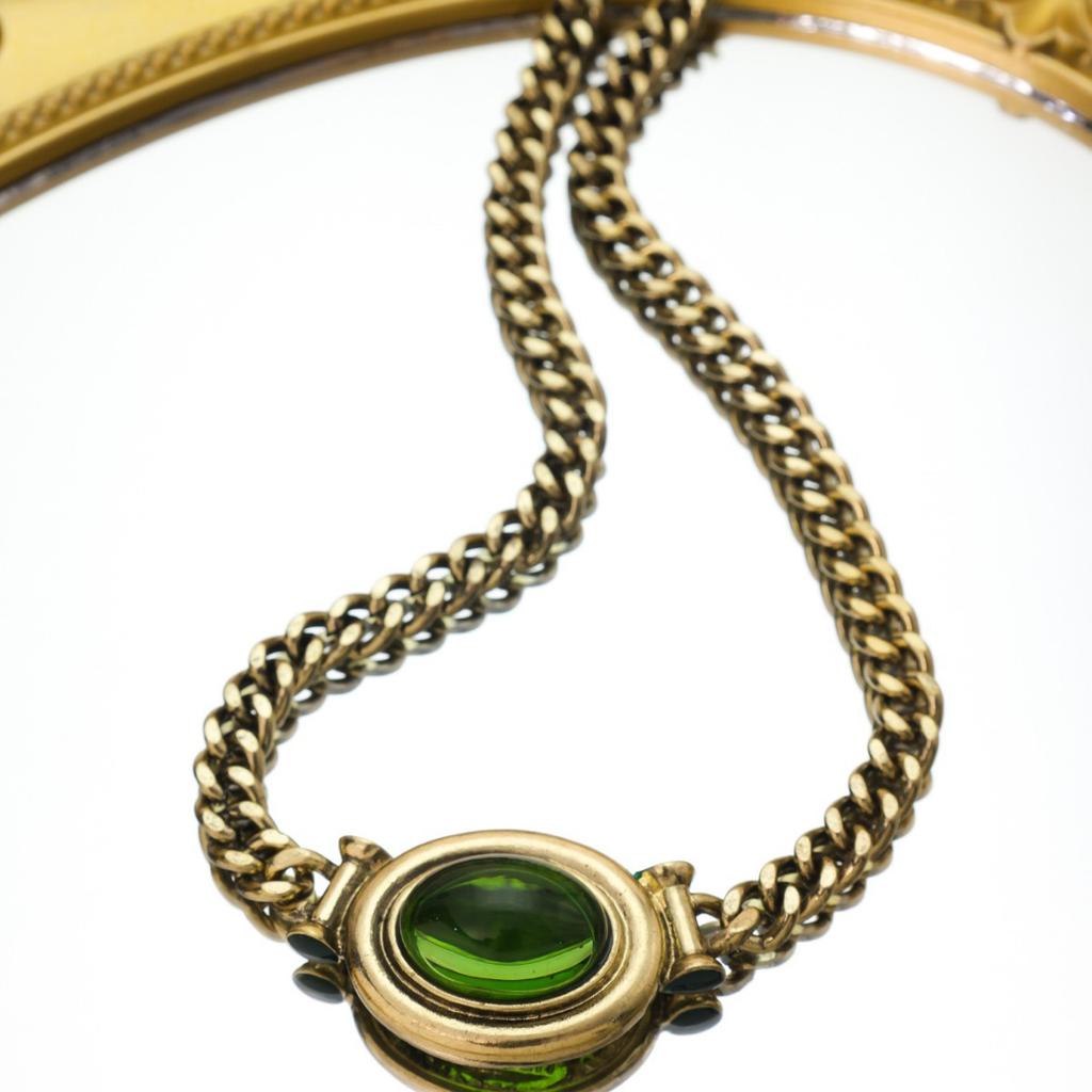 Medieval Vintage Western Retro Glazed Necklace Stud Earrings Marking Set, Niche Design Advanced Sense