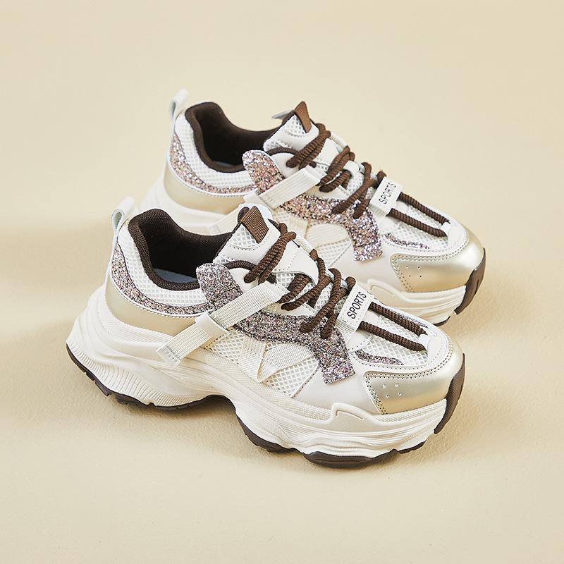 Кроссовки для папы для женщин повседневные кроссовки для бега нескользящие кроссовки для ходьбы нескользящие теннисные туфли на шнуровке удобные женские дышащие легкие рабочие кроссовки 35 светло-коричневого 2566₽