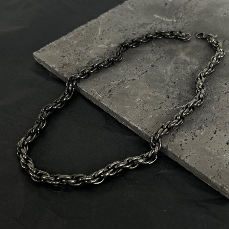 Retro Snake Pattern Black Twist Necklace Men's European and American Hip-hop High Street Niche Light Luxury Collarbone Chain Tide