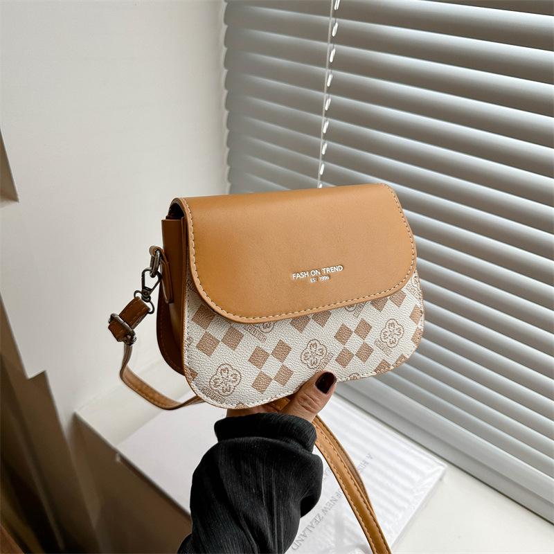 

Повседневные сумки-седла. Новинка этого года. Модная, простая и персонализированная женская сумка через плечо в стиле ретро на одно плечо.