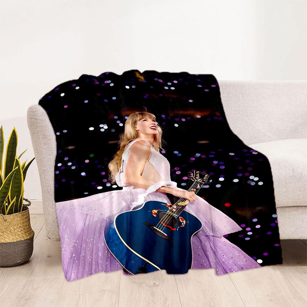 Musiker spielt Live-Konzert. Flaneldecke - Weich und geeignet für Sofas, Betten, Büros, Reisen, alle Jahreszeiten, tolles Geschenk für Feiertage und Geburtstage.