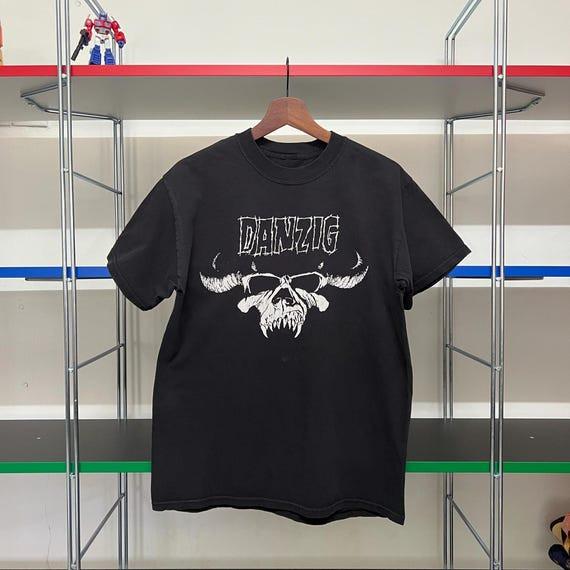 New Reprinted Danzig TShirt 90s Band Tee Distressed Heavy Metal Shirt NZ1622 Unisex T-Shirt XXXL