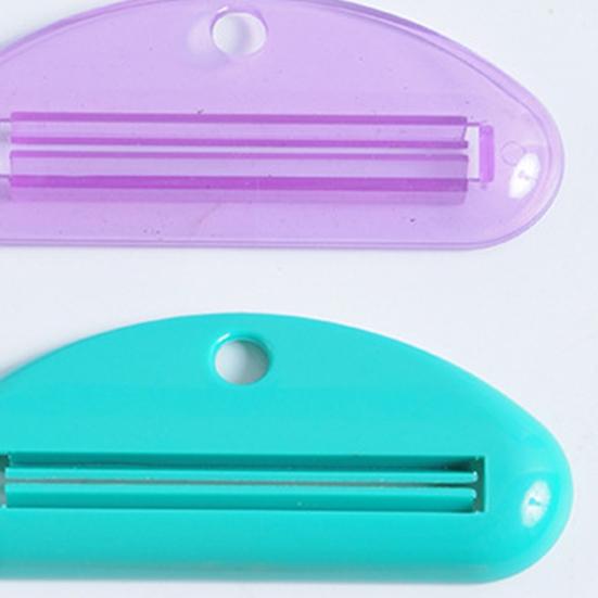 3Pcs Compact Toothpaste Dispensers Ergonomics Squeezing Universal Toothpaste Squeezer Bathroom Gadgets Bathroom Supplies