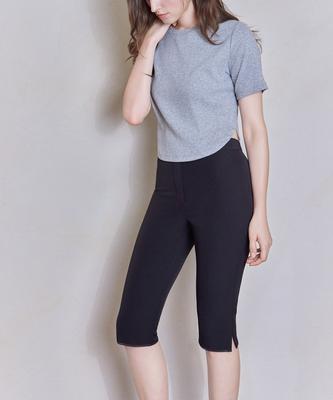 Eosseu Slit Lace Capri Pants (Black)