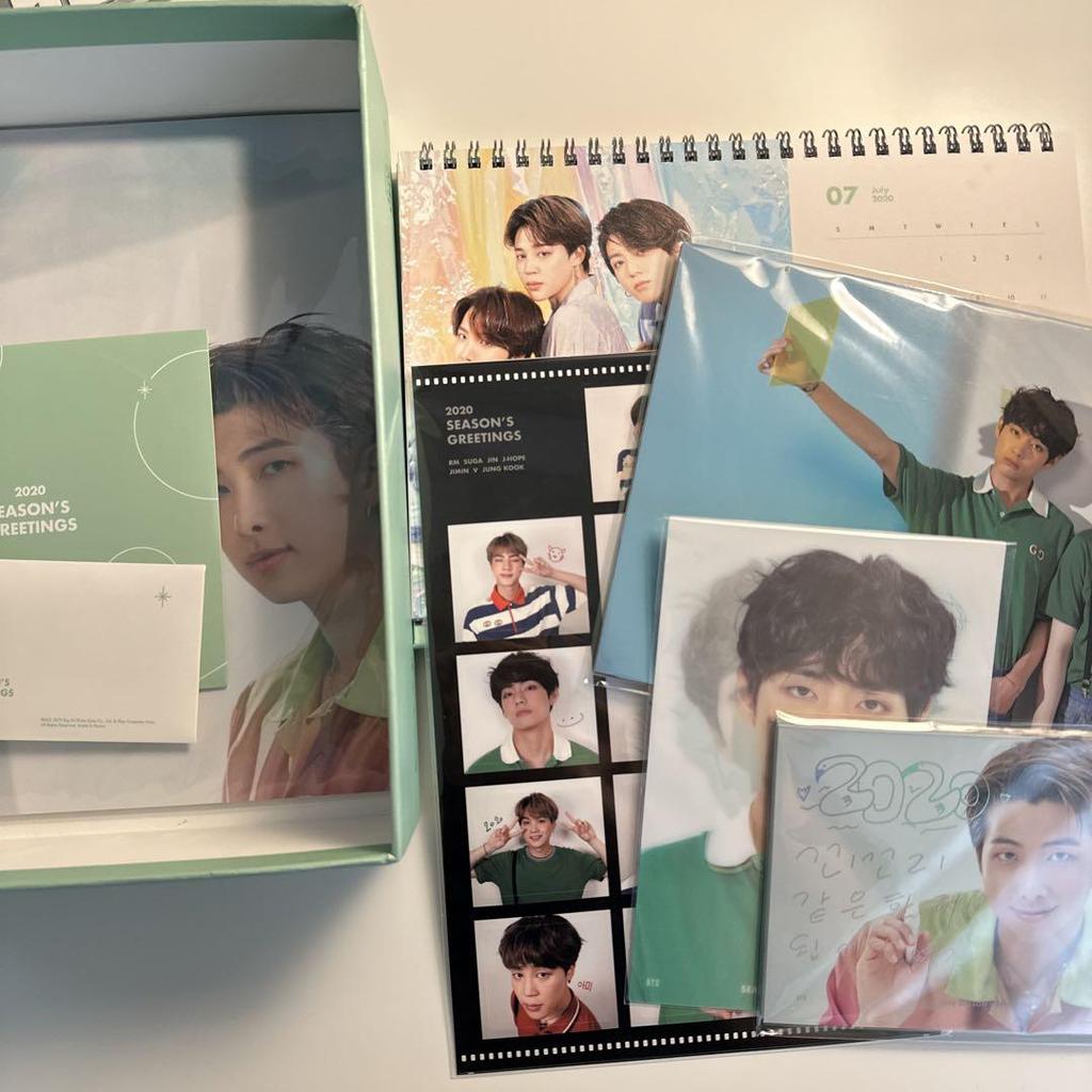 [USED] Rare BTS 2020 SEASON'S GREETINGS