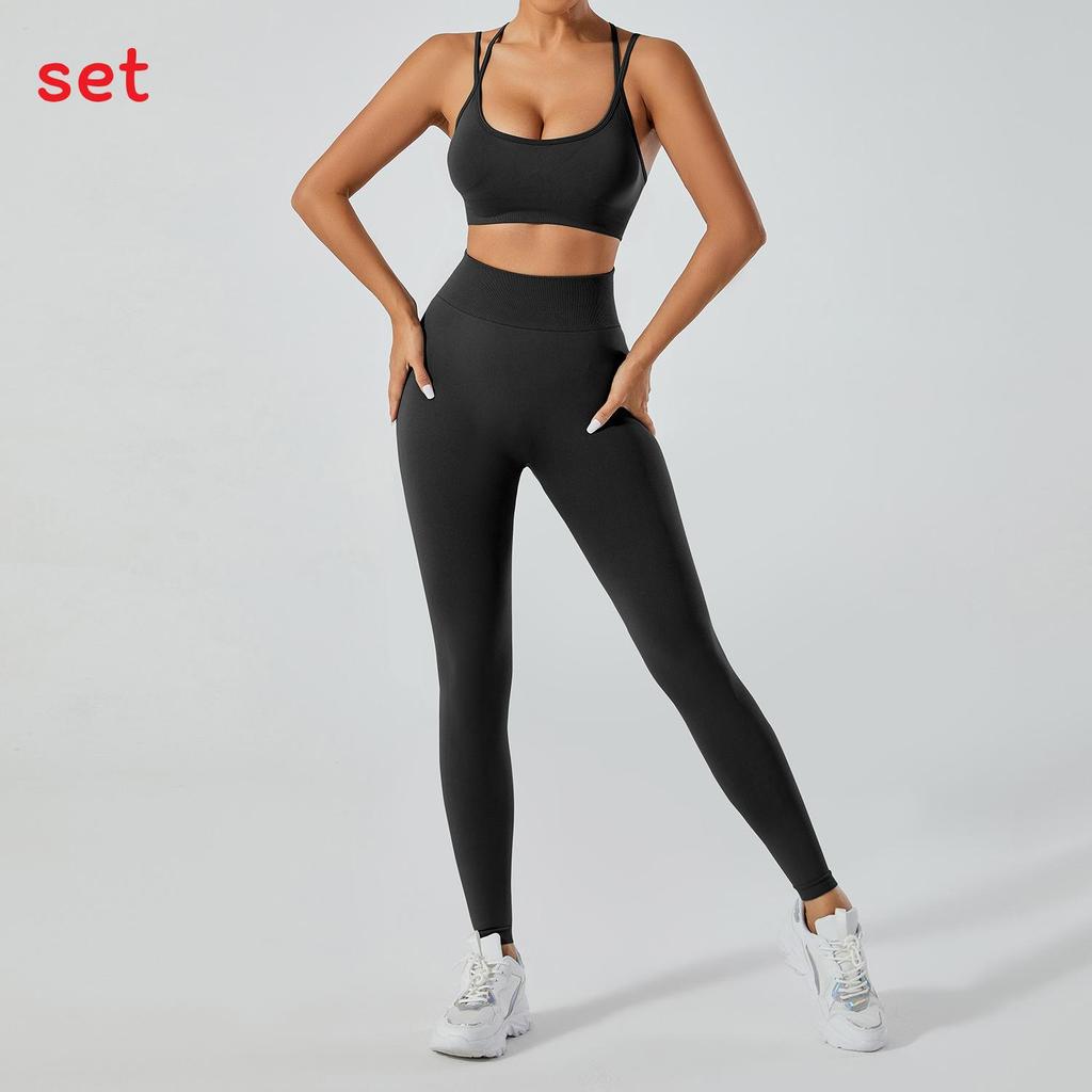 Seamless Yoga Set For Women With Quick Dry Fabric Perfect For Running And Fitness Activities