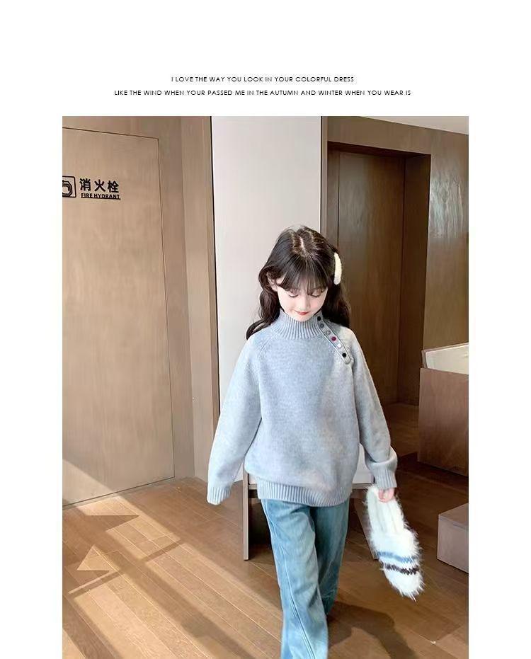Children's Semi-High Neck Autumn & Winter Sweater - Stylish Knitwear for Boys and Girls