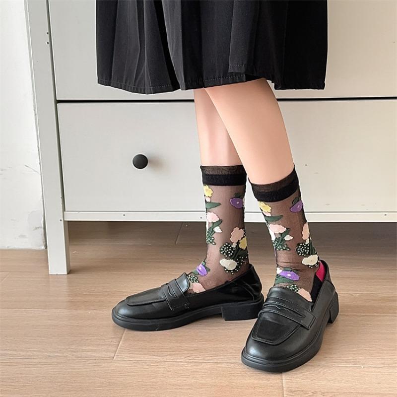 Crystal Silk Socks Women Summer Ultra-thin Transparent Elastic Nylon Long Socks Harajuku Vintage Floral Embroidery Kawaii Socks
