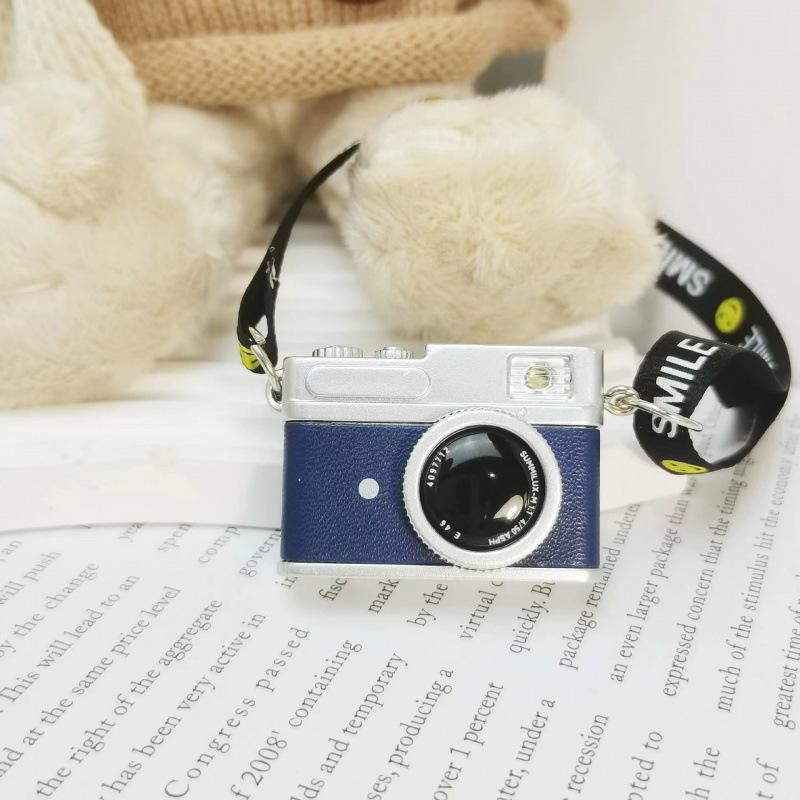Luminous Mini Camera Keychain Pendant: Retro Sound-Making Doll Ornament