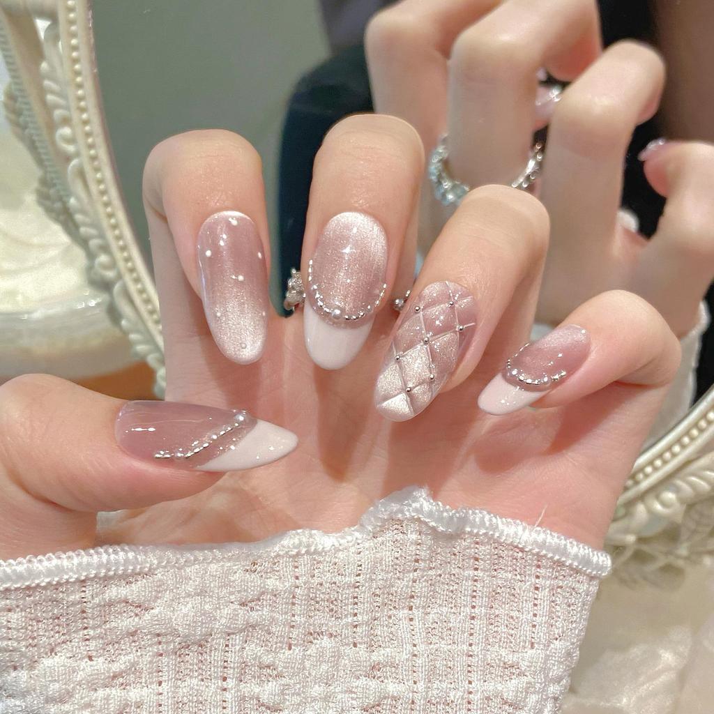 Premium Handmade French Cat Eye Medium Nail Tips: High-Quality Finish, Versatile & Ready-to-Wear.