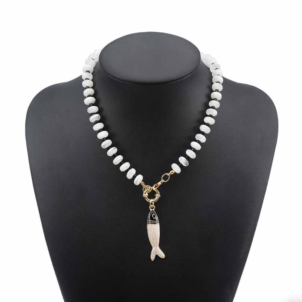 Colored Stone Small Fish Pendant Necklace Bohemian Fish-shaped Charms Jewelry Beads Necklace Women