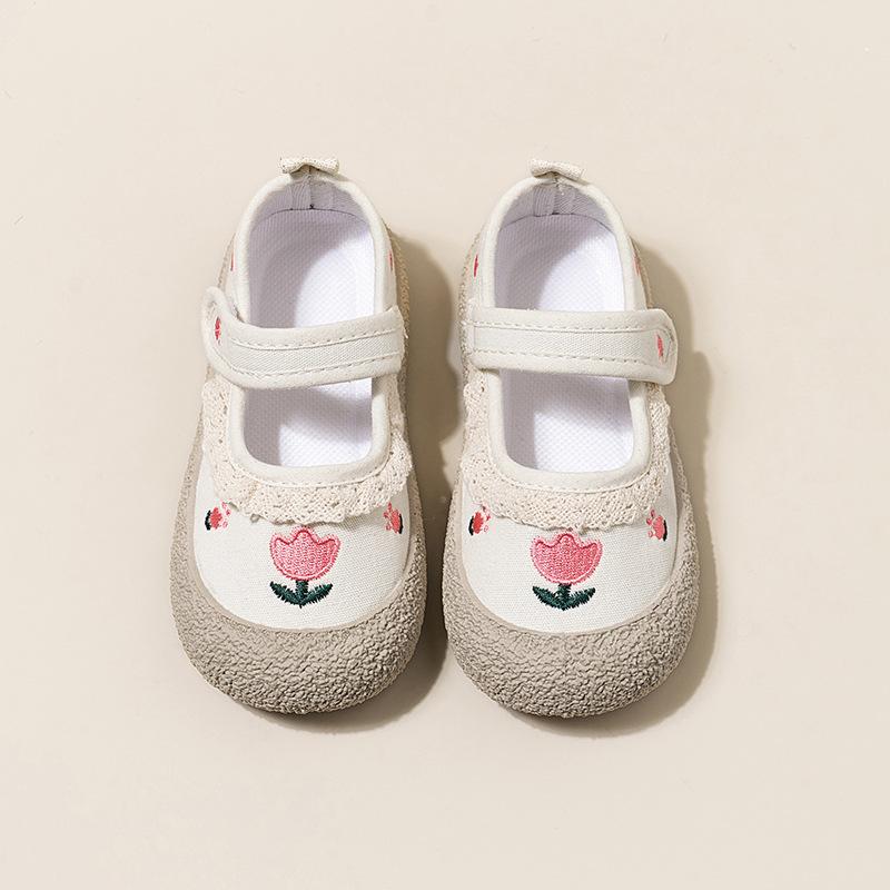 

Детские кроссовки весна новые детские парусиновые туфли вышитые кроссовки девочка квадратный носок туфли для девочек милая детская обувь на платформе детская обувь 30lnsole18.5cm